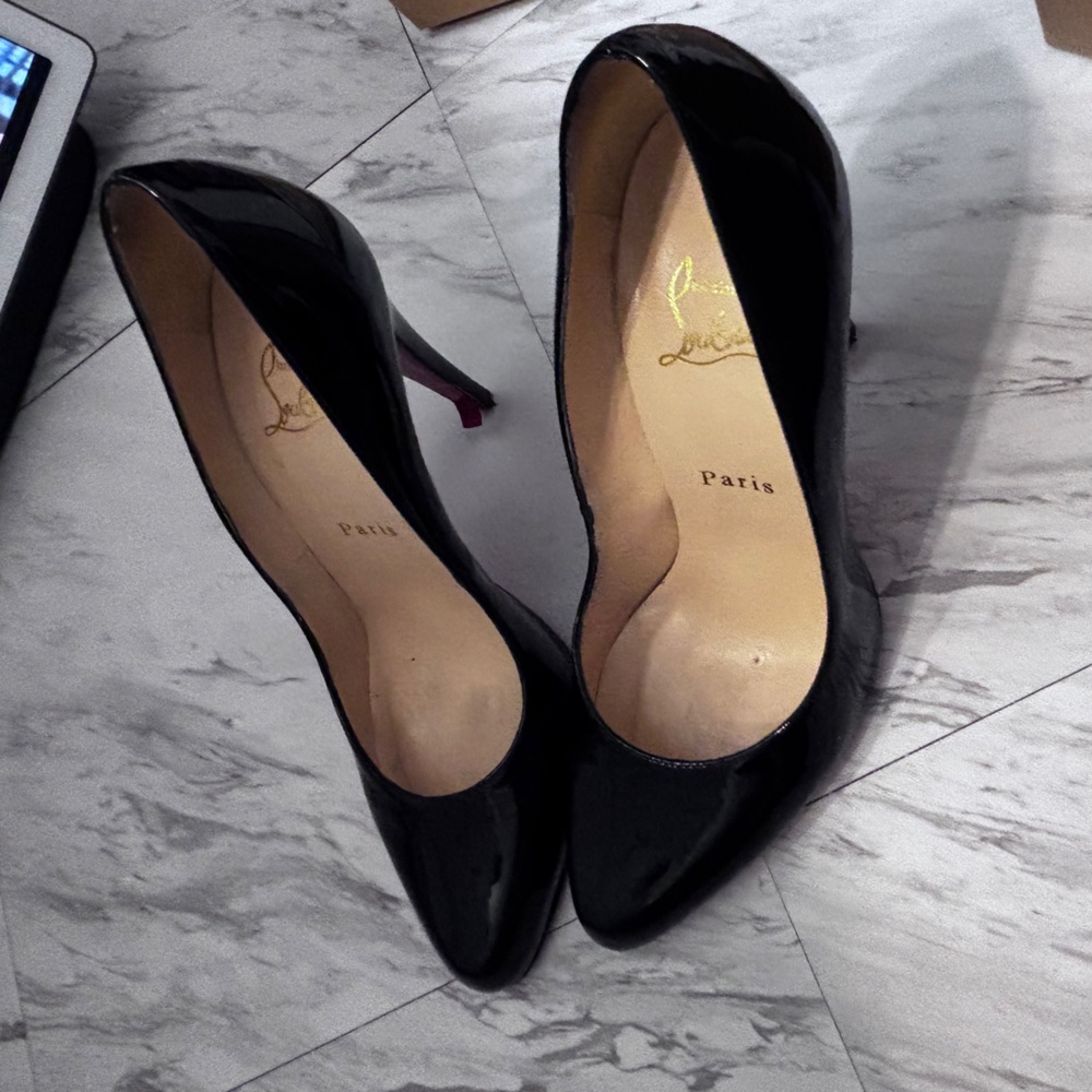 Christian Louboutin Red bottom black heels with box Size: 9 - Picture 8 of 13